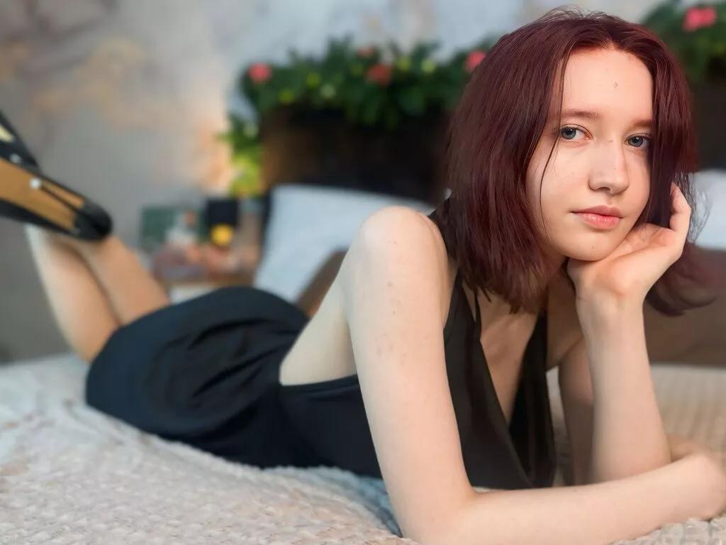Cling to live show with JodySpel from LiveJasmin 