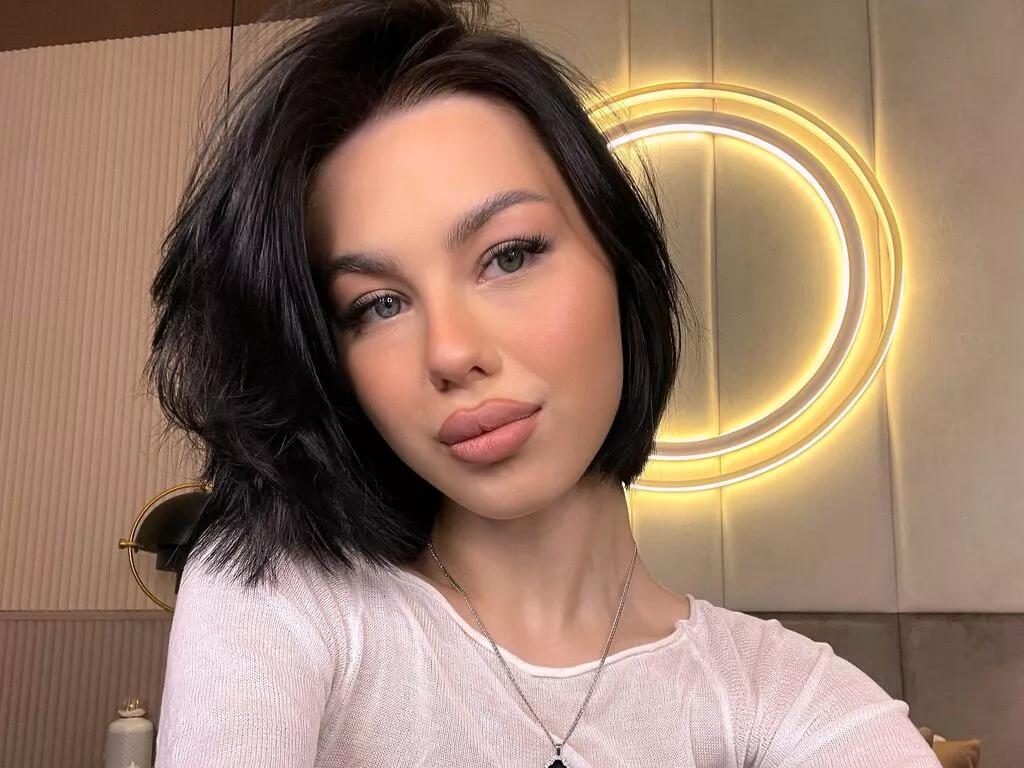Cling to live show with LeyaFoxhall from LiveJasmin 