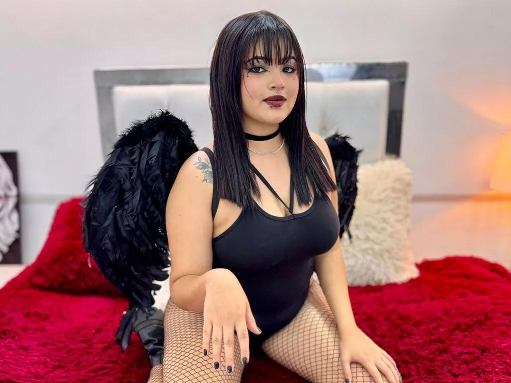 Cling to live show with NikitaaBlack from LiveJasmin 