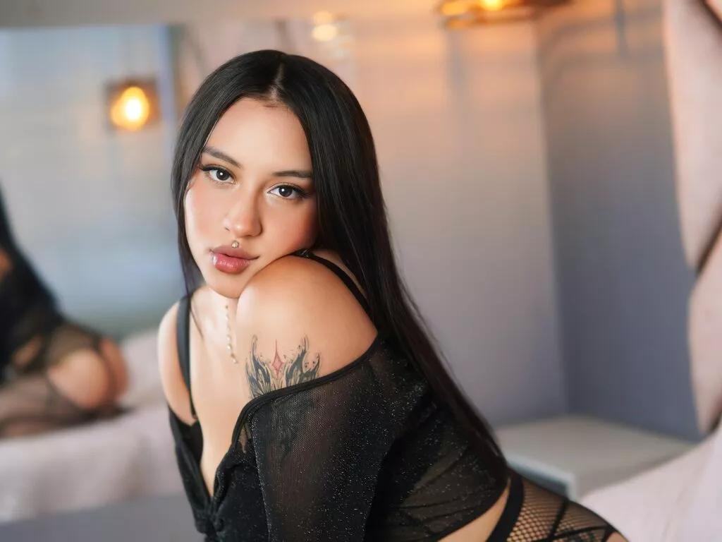Cling to live show with PauKleyn from LiveJasmin 