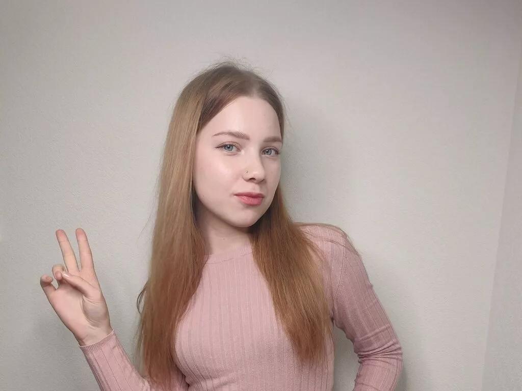 Cling to live show with RowenaCurington from LiveJasmin 