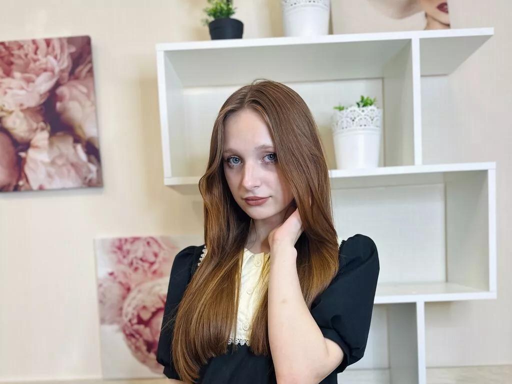 Cling to live show with WandaAlkins from LiveJasmin 