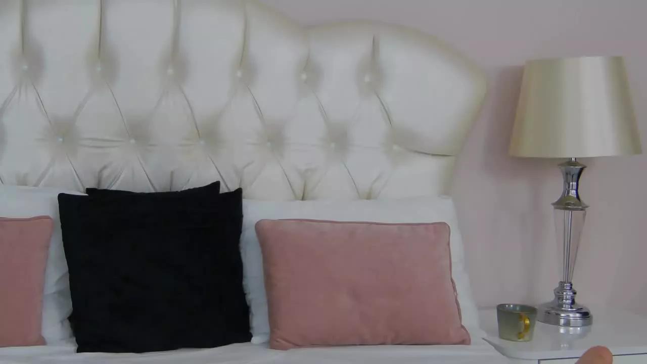 Cling to live show with AdaStone from Streamray 