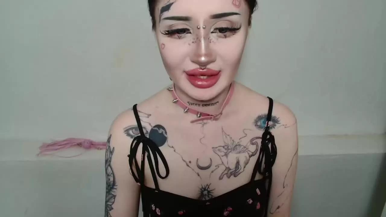 Cling to live show with alisa_tattoogirl from Streamray 