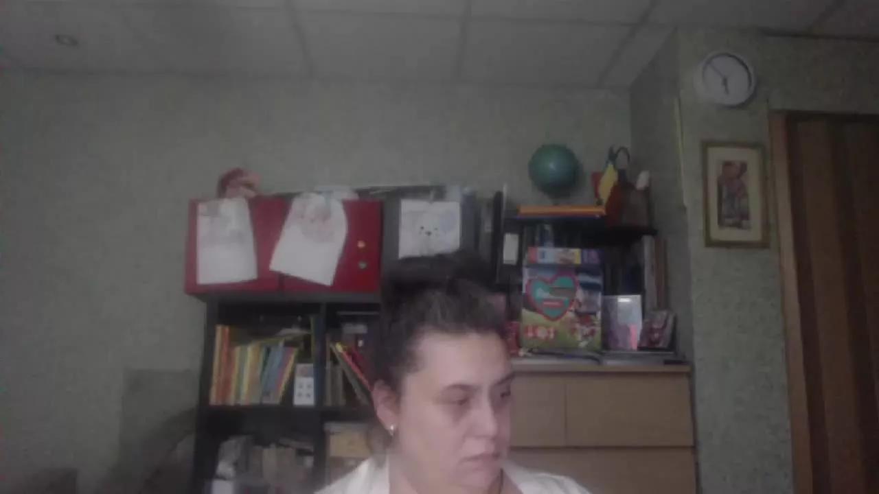 Cling to live show with mayalove6969 from Streamray 
