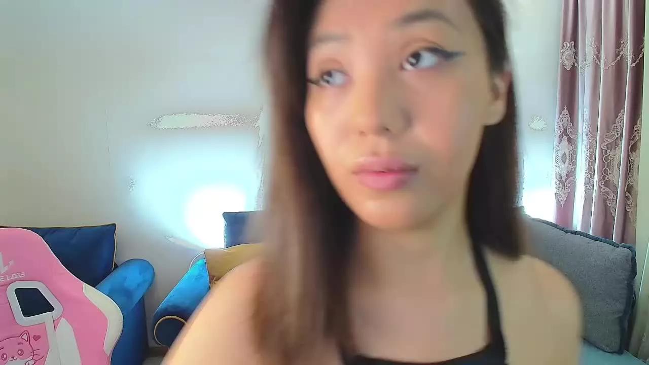 Cling to live show with PurrrfectMiko from Streamray 