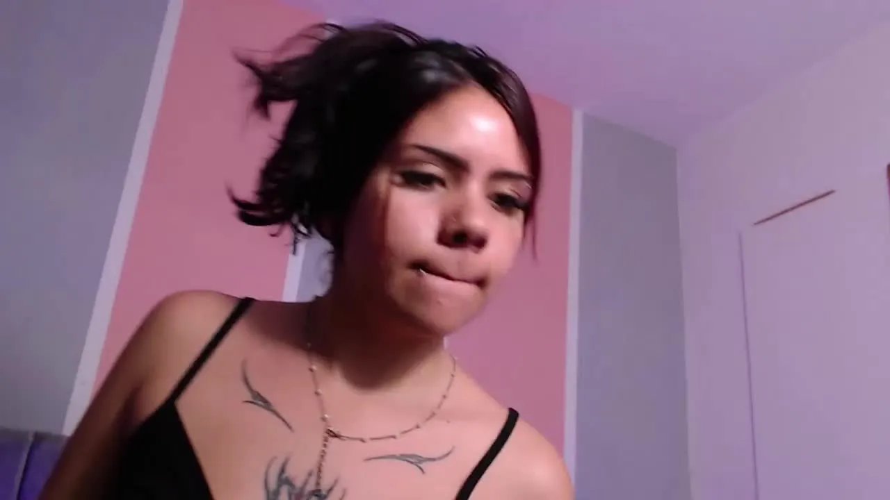 ZaraMartines on Streamray 