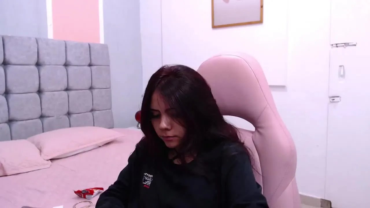 ZaraMartines on Streamray 