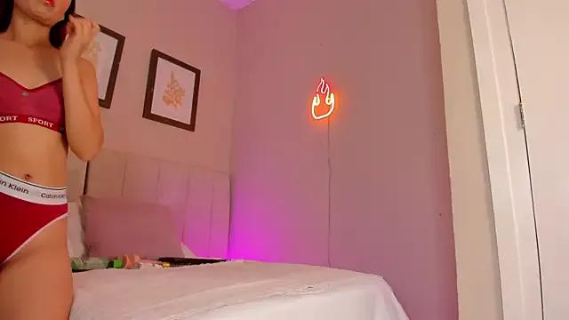 Cling to live show with _sami_x from StripChat 