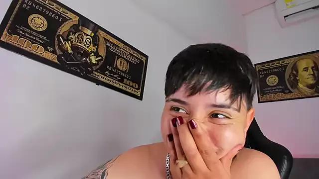 Cling to live show with AbbySmiitth_ from StripChat 