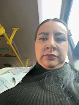 Abril_Luv on StripChat