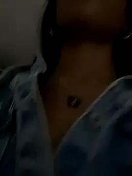 Cling to live show with adaraSmiith from StripChat 