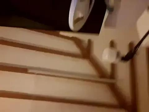 Cling to live show with AliciiaBloom from StripChat 