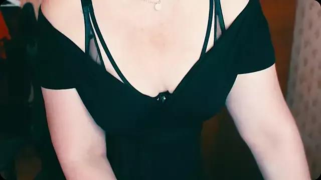Cling to live show with AlisaHot55 from StripChat 