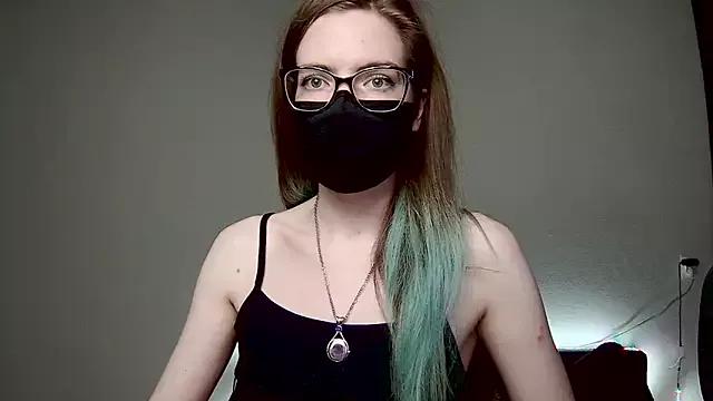 Cling to live show with amber_candyfloss from StripChat 
