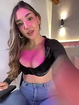 Cling to live show with AniiRose from StripChat 