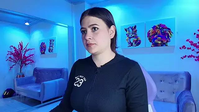 Cling to live show with Antonella_wild from StripChat 