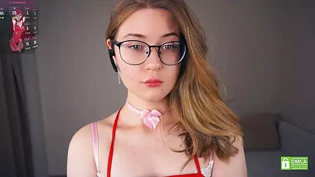 Cling to live show with ArdithBark from StripChat 