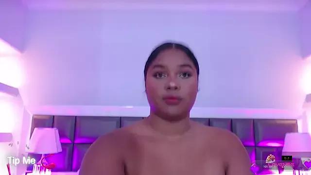 Cling to live show with AtenaEvans from StripChat 