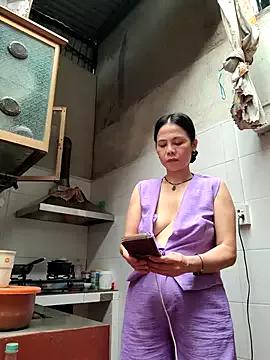 Cling to live show with Basanis68 from StripChat 