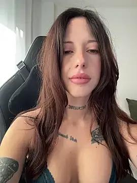 BellaGiaxx — finger hard + video squirt last tipper