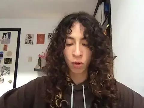 Cling to live show with camille_delrey from StripChat 