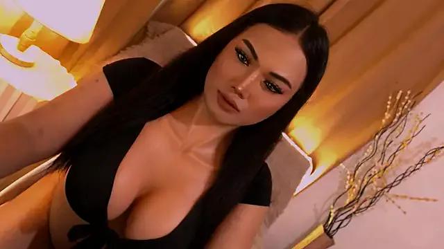 Cling to live show with Chichiloeps from StripChat 