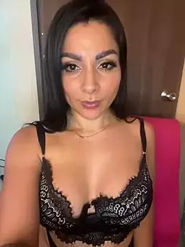 Cling to live show with Cianuroom from StripChat 