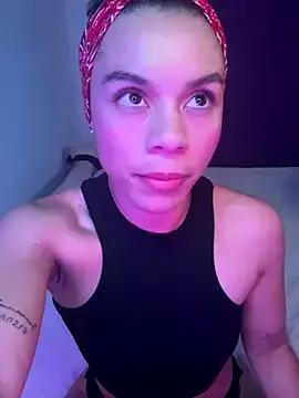 Cling to live show with cristallove01 from StripChat 