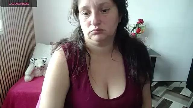 Cling to live show with CristialJones_ from StripChat 