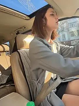 DollyTall on StripChat 