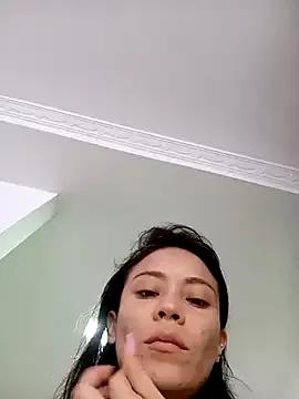 Cling to live show with dulcelatin21 from StripChat 
