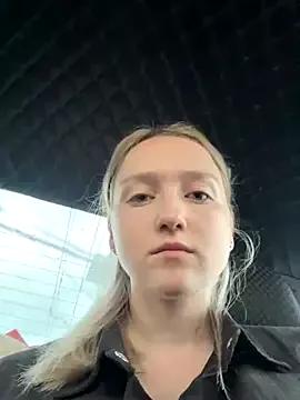 Cling to live show with EmilyMood from StripChat 