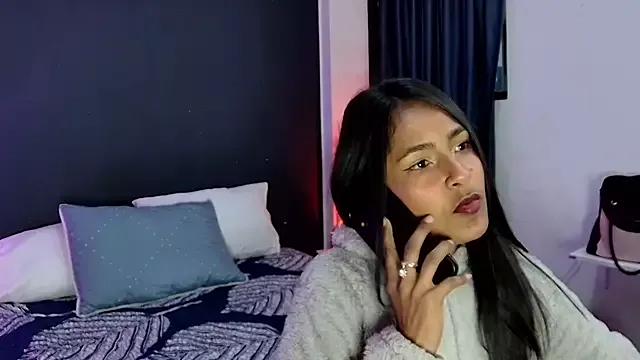 Cling to live show with Fernanda_liie_ from StripChat 