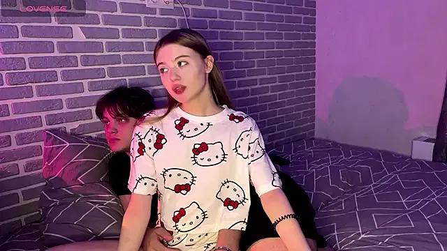 fetchingcouplee —  Deep Kissing & Touch