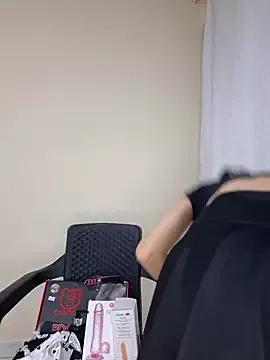 Cling to live show with franchezkavegaaa from StripChat 
