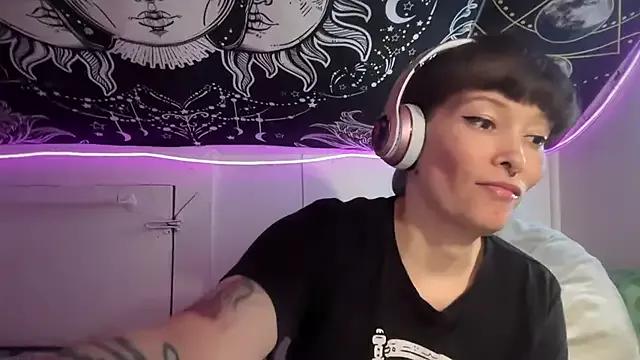 Cling to live show with FRRANNKIE from StripChat 