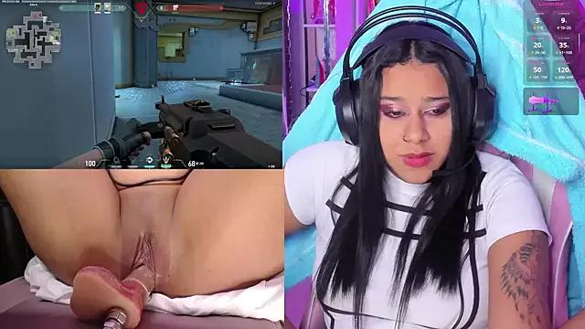 Cling to live show with Gina_Kurt from StripChat 