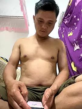 Cling to live show with hotboy2x from StripChat 