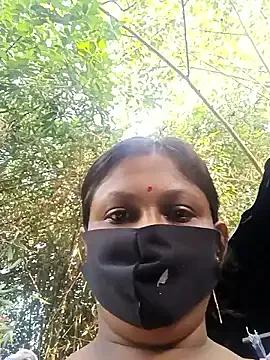 Hotty-rosni on StripChat 