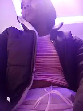 Cling to live show with Hotytoty26 from StripChat 