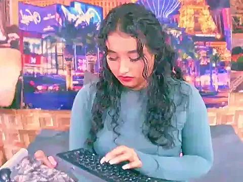 Cling to live show with IndianAngel4u from StripChat 