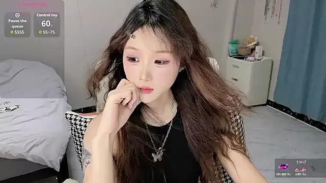 Cling to live show with Joyce-bb from StripChat 