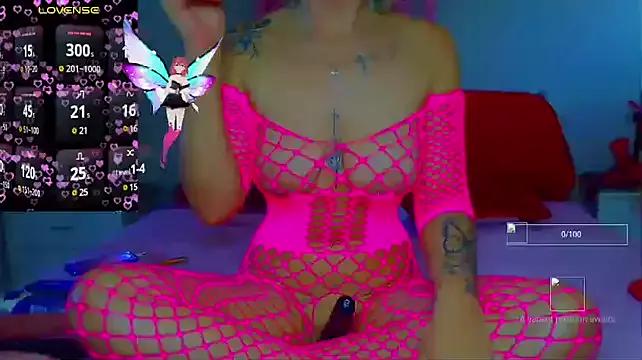 Cling to live show with Juicy_Lucy from StripChat 