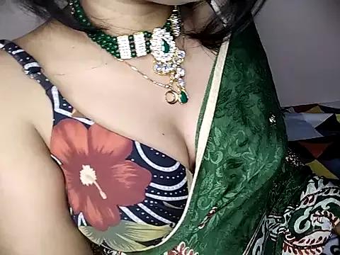 Cling to live show with karishma from StripChat 