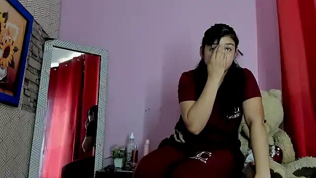 Cling to live show with katrishna from StripChat 
