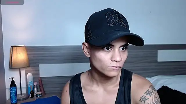 Liiamthompson on StripChat 