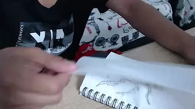 Liiamthompson on StripChat 