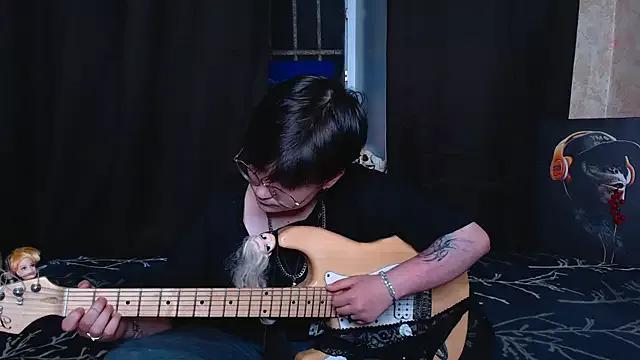 Cling to live show with litle_owl from StripChat 