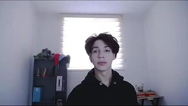 Cling to live show with lucky_stricke from StripChat 
